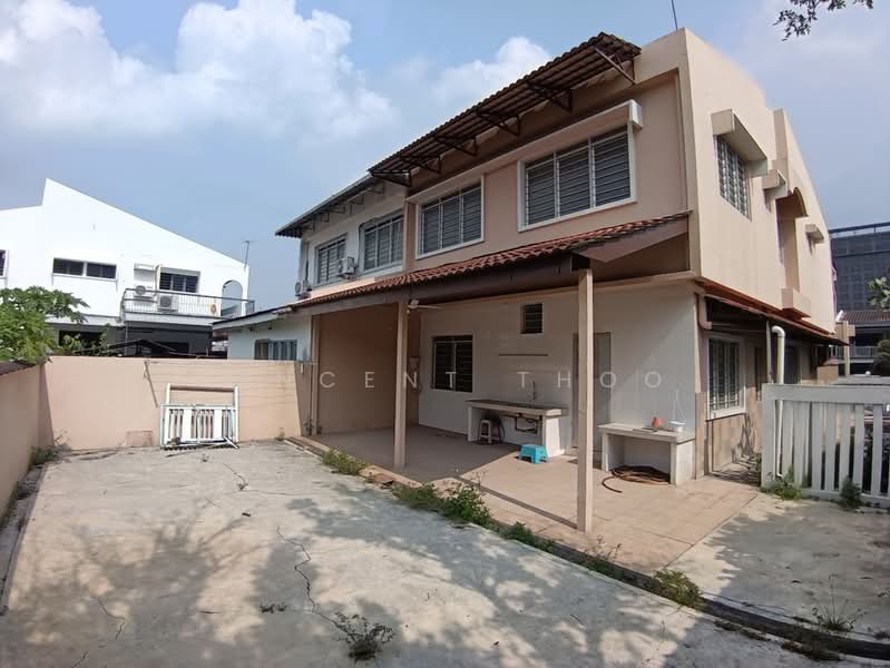 Semi-Detached House for Sale in Ipoh (Perak) - Vincent Thoo - Backyard - PropertyGuru.com.my