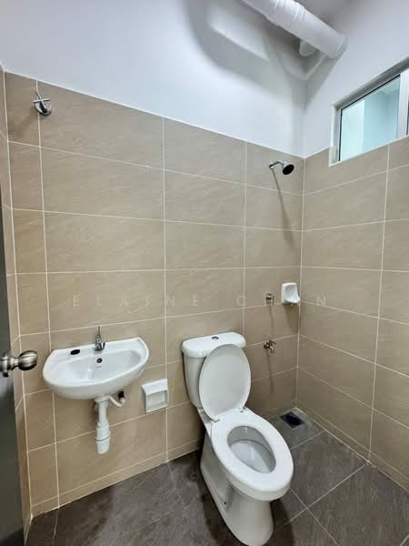 Rumah Teres 2 Tingkat untuk Disewa di Bandar Dato Onn (Tebrau) - Elaine Chan - Bathroom - PropertyGuru.com.my