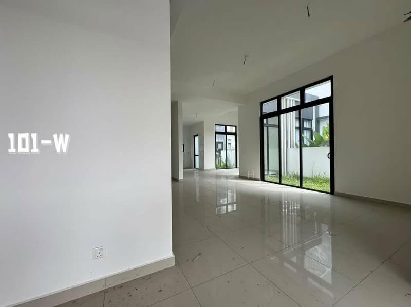 Semi-Detached House for Sale in Setia Alam (Selangor) - Jennie Chew - Interior - PropertyGuru.com.my