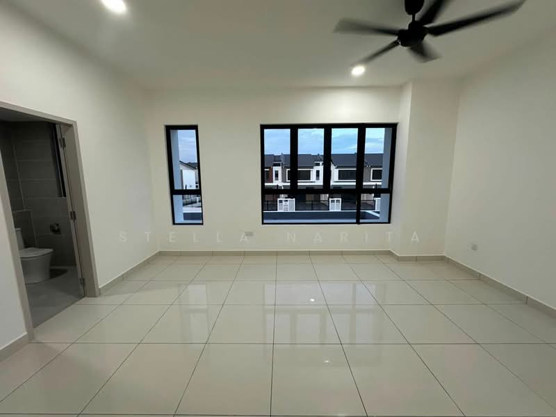 Rumah Teres 2 Tingkat untuk Disewa di Iskandar Puteri (Nusajaya) (Johor) - Stella Narita - Bathroom - PropertyGuru.com.my
