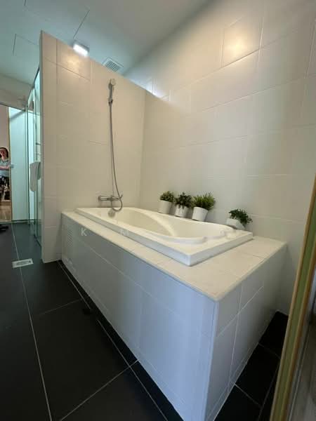 Service Residence for Sale at The Strand, Kota Damansara - Kam Tong - Bathroom - PropertyGuru.com.my