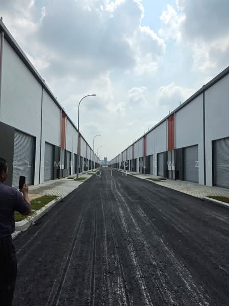 Factory for Rent in Puncak Alam (Selangor) - Clement Chew Zi Qin - Exterior - PropertyGuru.com.my