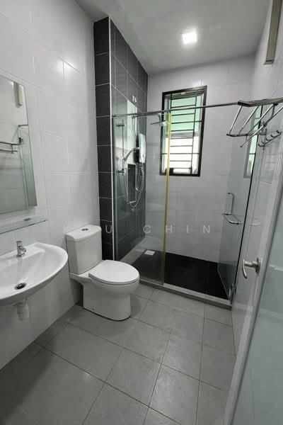 Rumah Teres 2 Tingkat untuk Dijual di Taman Impian Emas (Skudai) - Kuu Chin - Bathroom - PropertyGuru.com.my