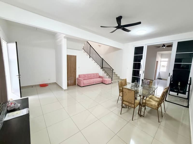 2-storey Terraced House for Rent in Skudai (Johor) - Fakhrul Imlan - Living Room - PropertyGuru.com.my