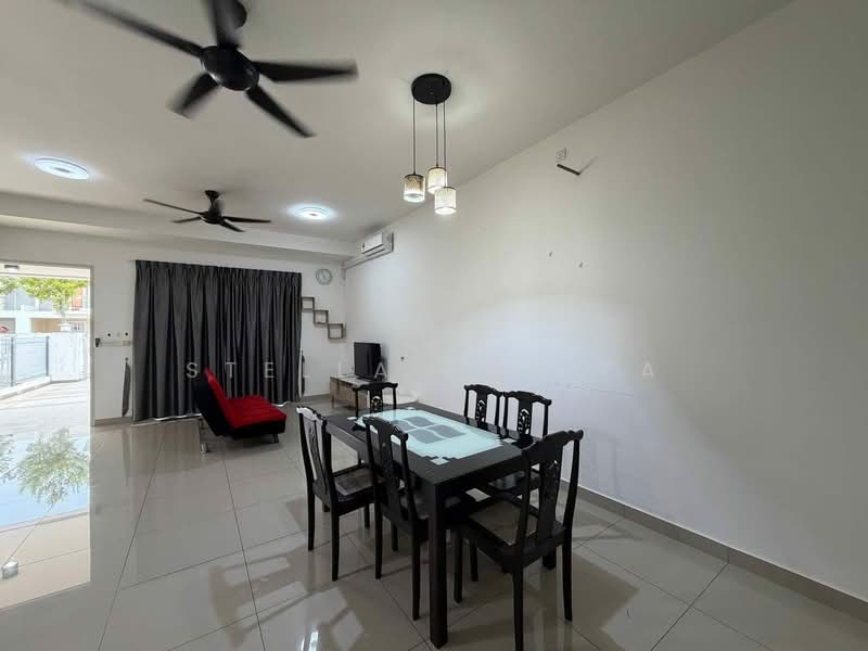 Rumah Teres 2 Tingkat untuk Disewa di Iskandar Puteri (Nusajaya) (Johor) - Stella Narita - Living Room - PropertyGuru.com.my
