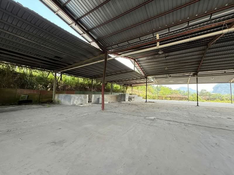 Tanah Perindustrian untuk Dijual di Simpang Pulai Industrial Park (Simpang Pulai) - Yuki Sit - Exterior - PropertyGuru.com.my
