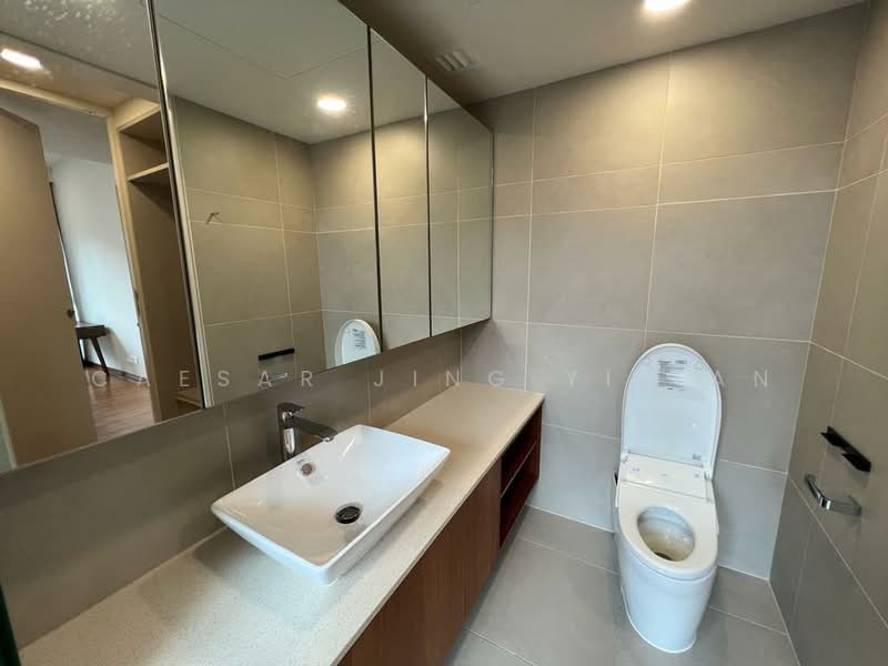 Service Residence for Sale at Stonor 3 - Caesar Jing Yi Tan - Bathroom - PropertyGuru.com.my