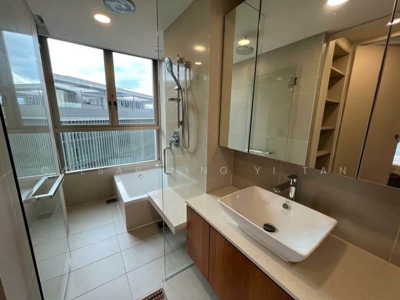 Service Residence for Sale at Stonor 3 - Caesar Jing Yi Tan - Bathroom - PropertyGuru.com.my