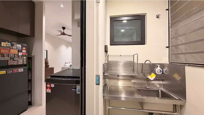 Kediaman Servis untuk Dijual di M Oscar - Amy Chin - Kitchen - PropertyGuru.com.my