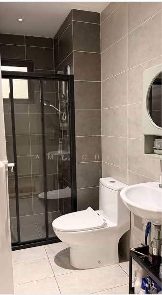 Kediaman Servis untuk Dijual di M Oscar - Amy Chin - Bathroom - PropertyGuru.com.my