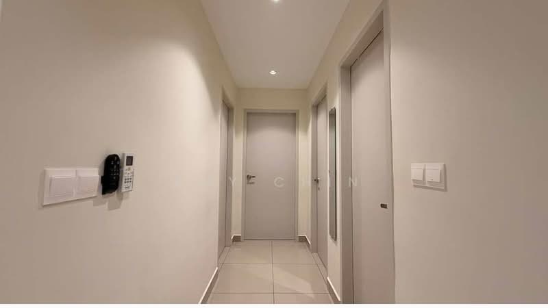 Kediaman Servis untuk Dijual di M Oscar - Amy Chin - Corridor - PropertyGuru.com.my