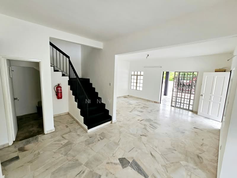Terraced House for Sale in Bandar Kinrara Seksyen 5 (Bandar Kinrara) - SUNNY YONG - Interior - PropertyGuru.com.my