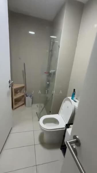 Servis Apartment untuk Disewa di Southlink - Sujatha M - Bathroom - PropertyGuru.com.my