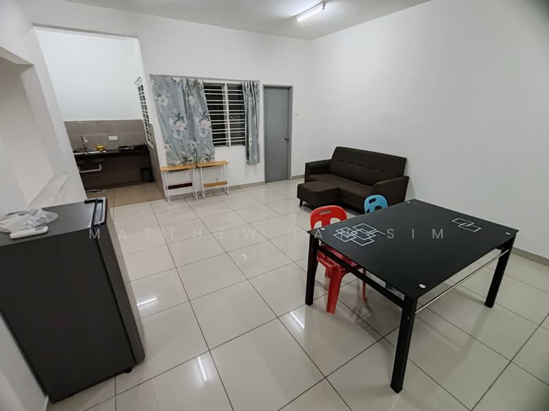 Rumah Bandar untuk Disewa di Bandar Saujana Putra (Tanjong Duabelas) - Matthew Ian Sim - Living Room - PropertyGuru.com.my