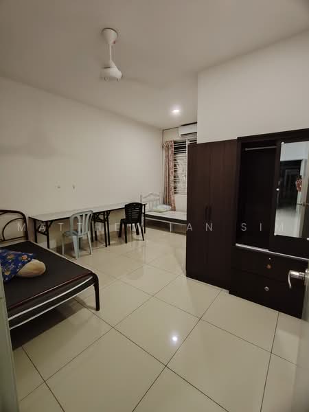 Rumah Bandar untuk Disewa di Bandar Saujana Putra (Tanjong Duabelas) - Matthew Ian Sim - Bedroom - PropertyGuru.com.my