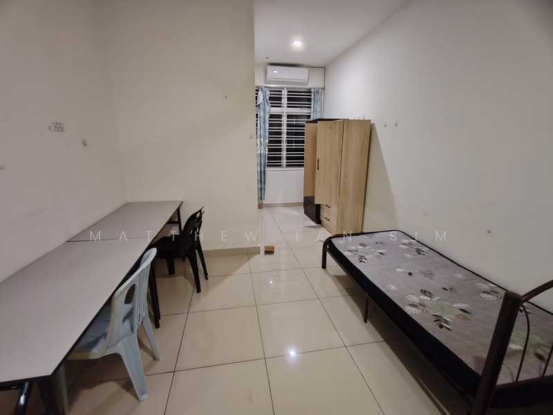 Rumah Bandar untuk Disewa di Bandar Saujana Putra (Tanjong Duabelas) - Matthew Ian Sim - PropertyGuru.com.my