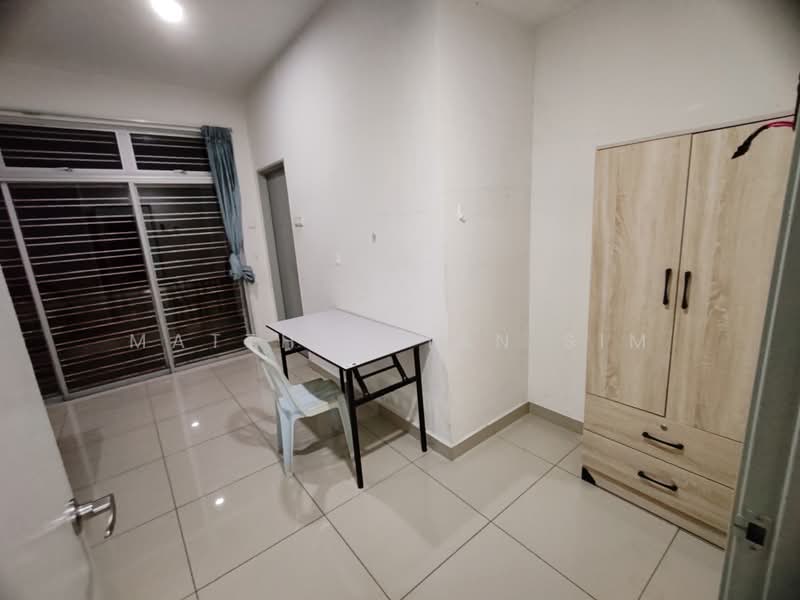 Rumah Bandar untuk Disewa di Bandar Saujana Putra (Tanjong Duabelas) - Matthew Ian Sim - PropertyGuru.com.my
