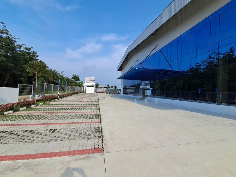 Kilang Terpisah untuk Dijual di Kawasan Perindustrian Lukut (Kota Tinggi) - Sausa Lee - Exterior - PropertyGuru.com.my