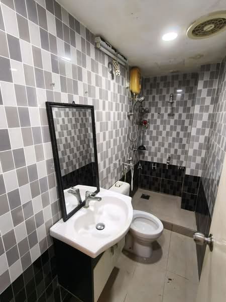 Condominium for Sale at Mutiara Sentul - Azli Ibrahim - Bathroom - PropertyGuru.com.my