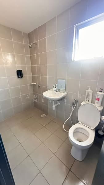 Terraced House for Rent in Cyberjaya (Selangor) - Jamalatin Mesen - Bathroom - PropertyGuru.com.my