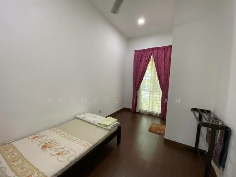 2-storey Terraced House for Sale in Presint 11 (Putrajaya) - Syamsul Ilham - Bedroom - PropertyGuru.com.my