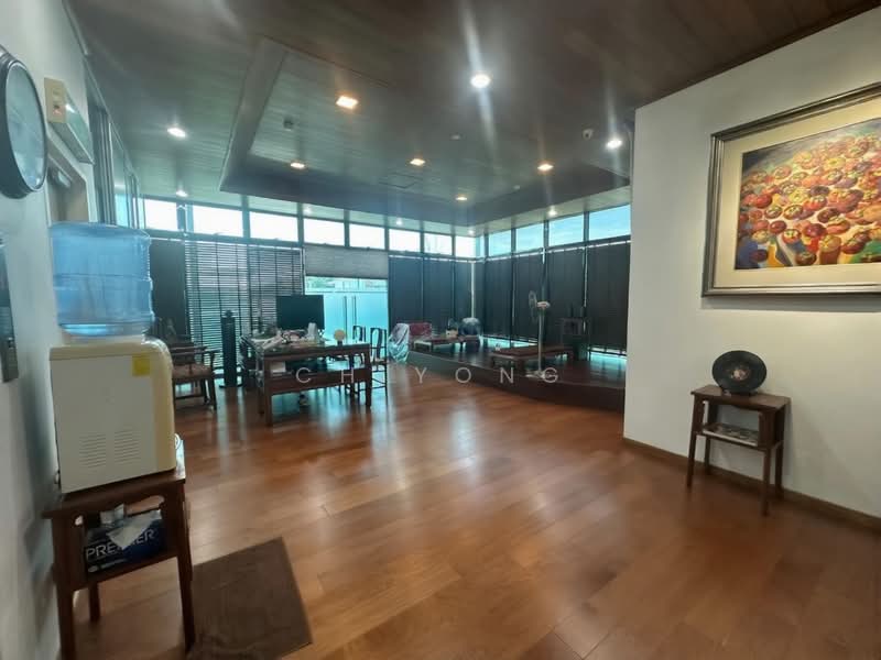 Semi-D Factory for Sale in BANDAR PUCHONG JAYA (Puchong) - ch yong - Living Room - PropertyGuru.com.my
