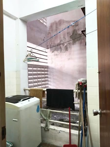 Condominium for Rent at Sri Perdana - Edwin Ewe - Yard - PropertyGuru.com.my
