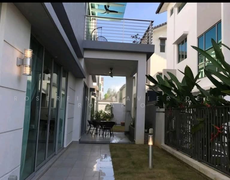 Bungalow House for Rent in Klang (Selangor) - Roserfina Javier Del Rosario - PropertyGuru.com.my