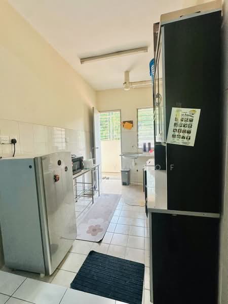 Pangsapuri untuk Disewa di Danau Seri - Erin Yusof - Kitchen - PropertyGuru.com.my