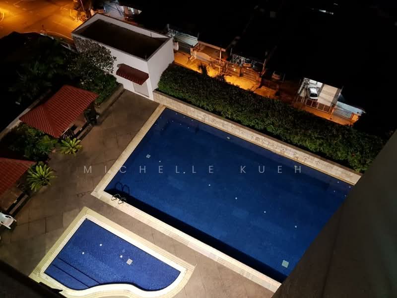 Kondominium untuk Disewa di Aster Court - Michelle Kueh - Pool - PropertyGuru.com.my