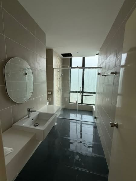 Kondominium untuk Disewa di Brezza Hill - Spencer Toh - Bathroom - PropertyGuru.com.my