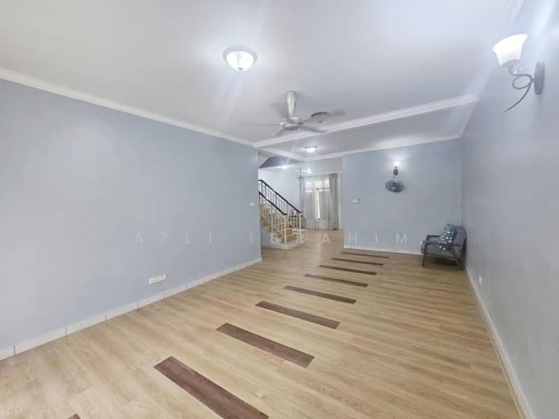2-storey Terraced House for Sale in Presint 14 (Putrajaya) - Azli Ibrahim - Living Room - PropertyGuru.com.my