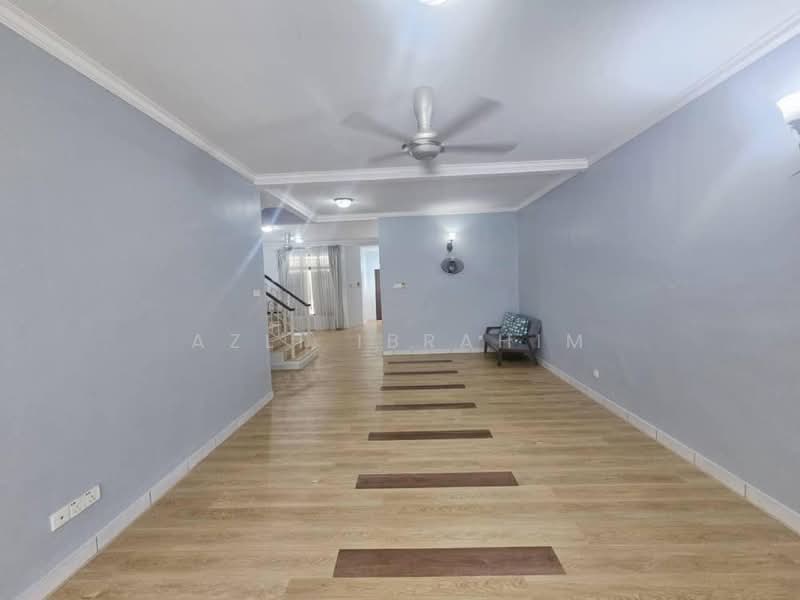 2-storey Terraced House for Sale in Presint 14 (Putrajaya) - Azli Ibrahim - Living Room - PropertyGuru.com.my