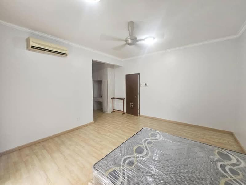 2-storey Terraced House for Sale in Presint 14 (Putrajaya) - Azli Ibrahim - Bedroom - PropertyGuru.com.my