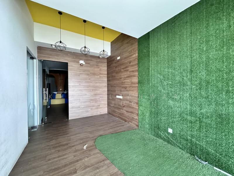 Shop / Office for Rent in Seksyen 7 (Shah Alam) - Khairil Anwar Sirajudin - Interior - PropertyGuru.com.my