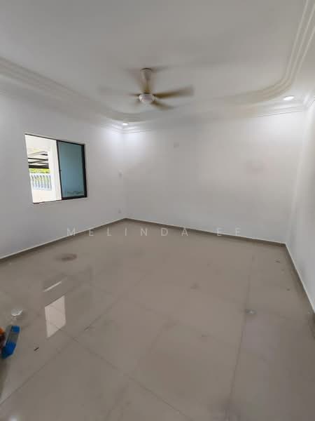 2-storey Terraced House for Sale in Taman Skudai Baru (Skudai) - Melinda Ee - Living Room - PropertyGuru.com.my