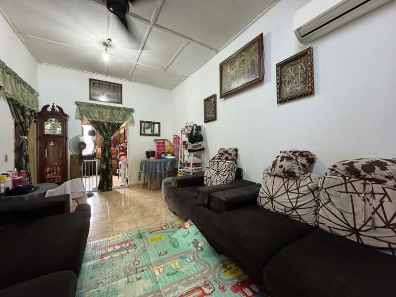 Rumah Teres 1-Tingkat untuk Dijual di Seksyen 17 (Shah Alam) - Zul Hasif - PropertyGuru.com.my