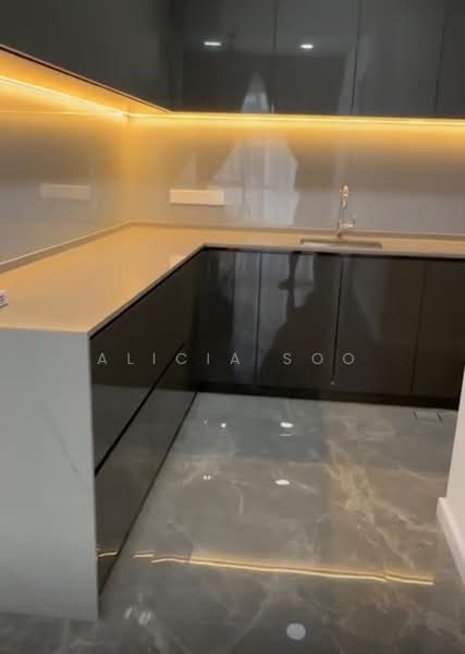 Servis Apartment untuk Dijual di Park Regent @Desa Park City - Alicia Soo - Kitchen - PropertyGuru.com.my