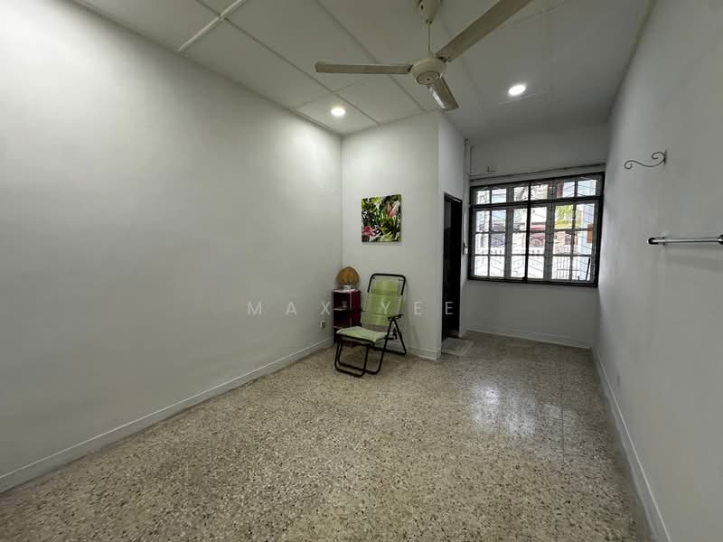 1.5-storey Terraced House for Rent in Taman Perling (Perling) - Max Yee - Interior - PropertyGuru.com.my