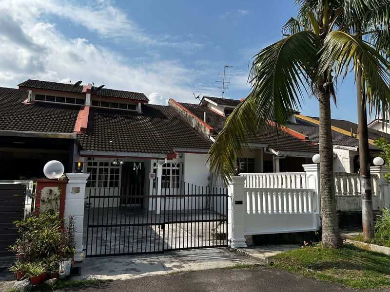 1.5-storey Terraced House for Rent in Taman Perling (Perling) - Max Yee - Exterior - PropertyGuru.com.my