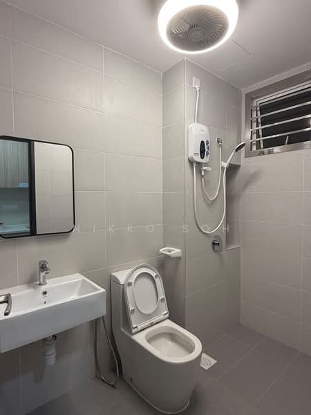 Service Residence for Rent at TRELLIS RESIDENCES - Nikko Soh - Bathroom - PropertyGuru.com.my