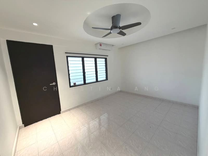 2-storey Terraced House for Sale in Bandar Baru Permas Jaya (Permas Jaya) - Christina Ang - Interior - PropertyGuru.com.my