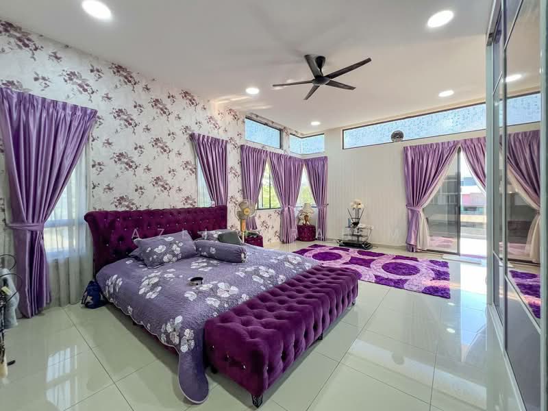Semi-Detached House for Sale in Taman Villa Perdana (Kajang) - Azli Ibrahim - Master Bedroom - PropertyGuru.com.my