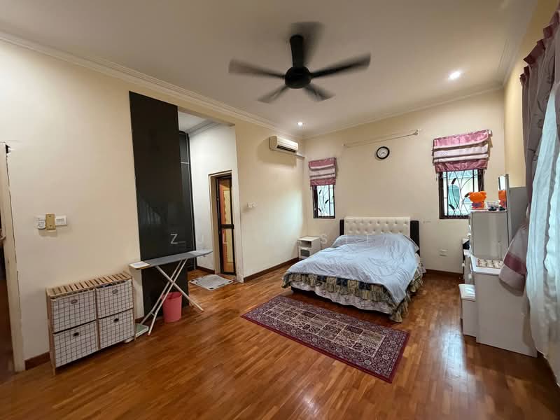 Bungalow for Sale in Seksyen 9 (Shah Alam) - Zul Hasif - PropertyGuru.com.my