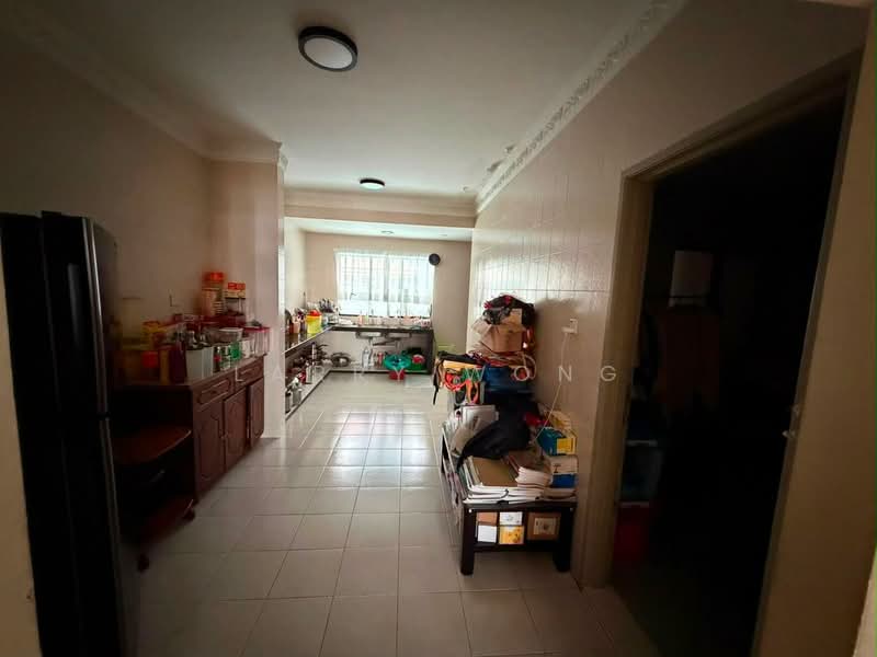 2-storey Terraced House for Sale in Batu Caves (Selangor) - Larry Wong - Kitchen - PropertyGuru.com.my
