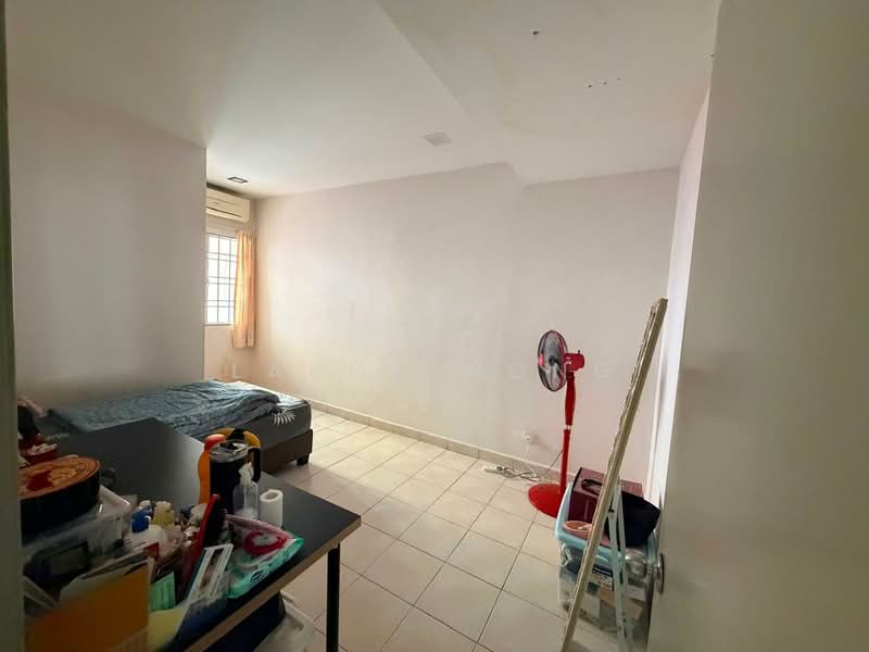 2-storey Terraced House for Sale in Batu Caves (Selangor) - Larry Wong - Bedroom - PropertyGuru.com.my