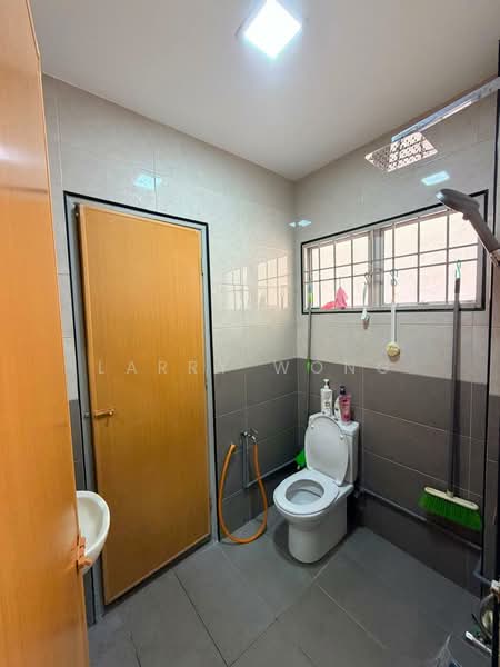 2-storey Terraced House for Sale in Batu Caves (Selangor) - Larry Wong - Bathroom - PropertyGuru.com.my