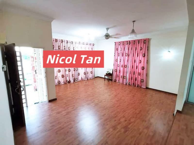 Bungalow House untuk Disewa di Villa Tanjung Permai (Simpang Ampat) - Nicol Tan - Living Room - PropertyGuru.com.my
