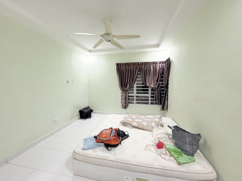 Apartment for Sale at M'tiara - Constance Chan - Bedroom - PropertyGuru.com.my