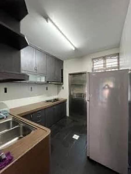 2-storey Terraced House for Rent in Austin (Johor Bahru) - Tony Lim - Kitchen - PropertyGuru.com.my